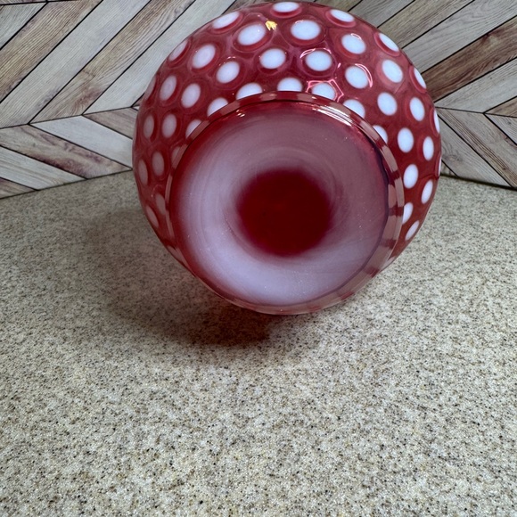 Fenton cranberry adolescent polkadot ruffled vase - Picture 7 of 7